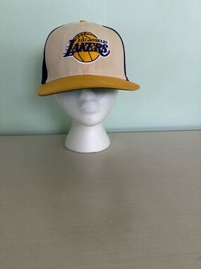 LA Lakers New Era NBA Hardwood Classics One Size Fits All 100% Cotton